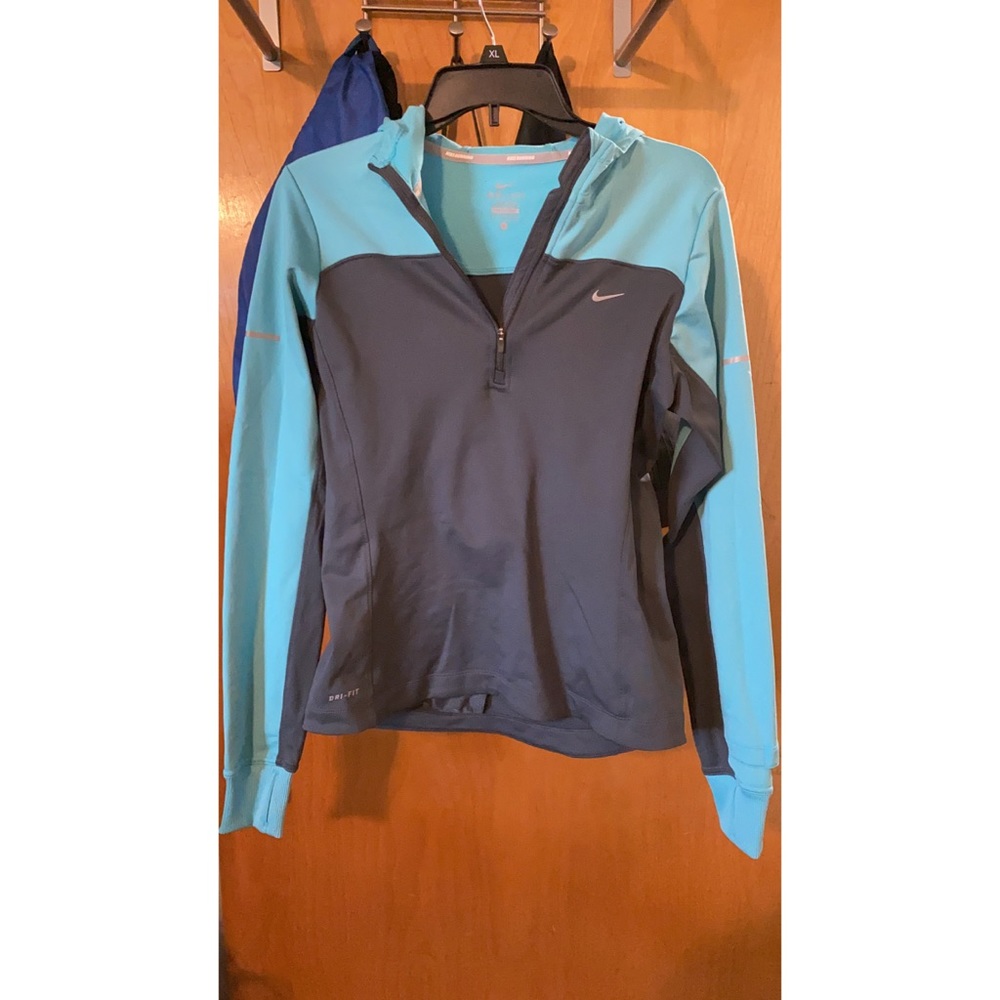 Nike 1/4 zip with hood